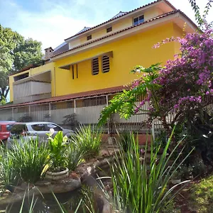 Alojamento de Acomodação e Pequeno-almoço Kzazendf Cama E Cafe Asa Sul